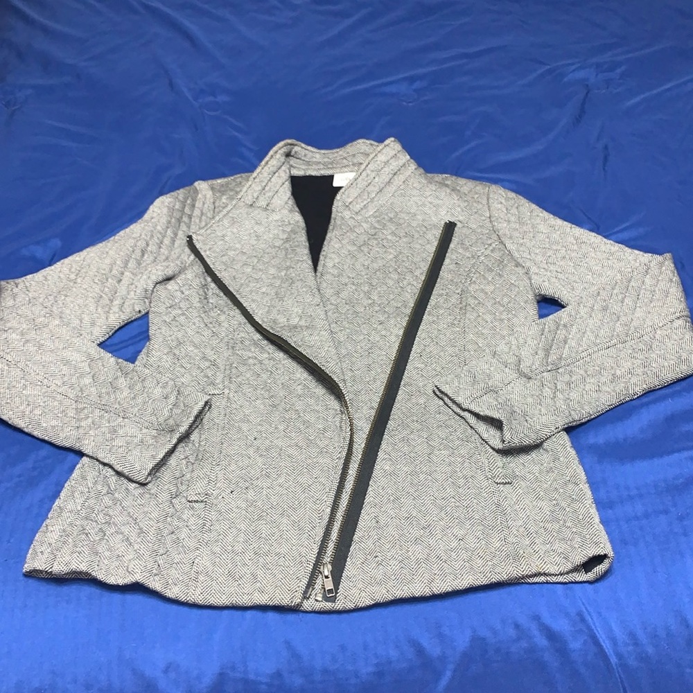 Black/white jacket